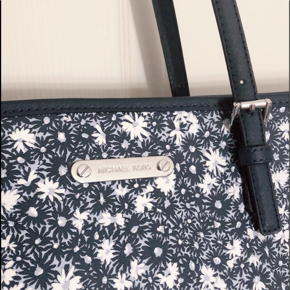 Michael Kors Tote Bag – Floral Print | Very Good Condition - Picture 2 of 3